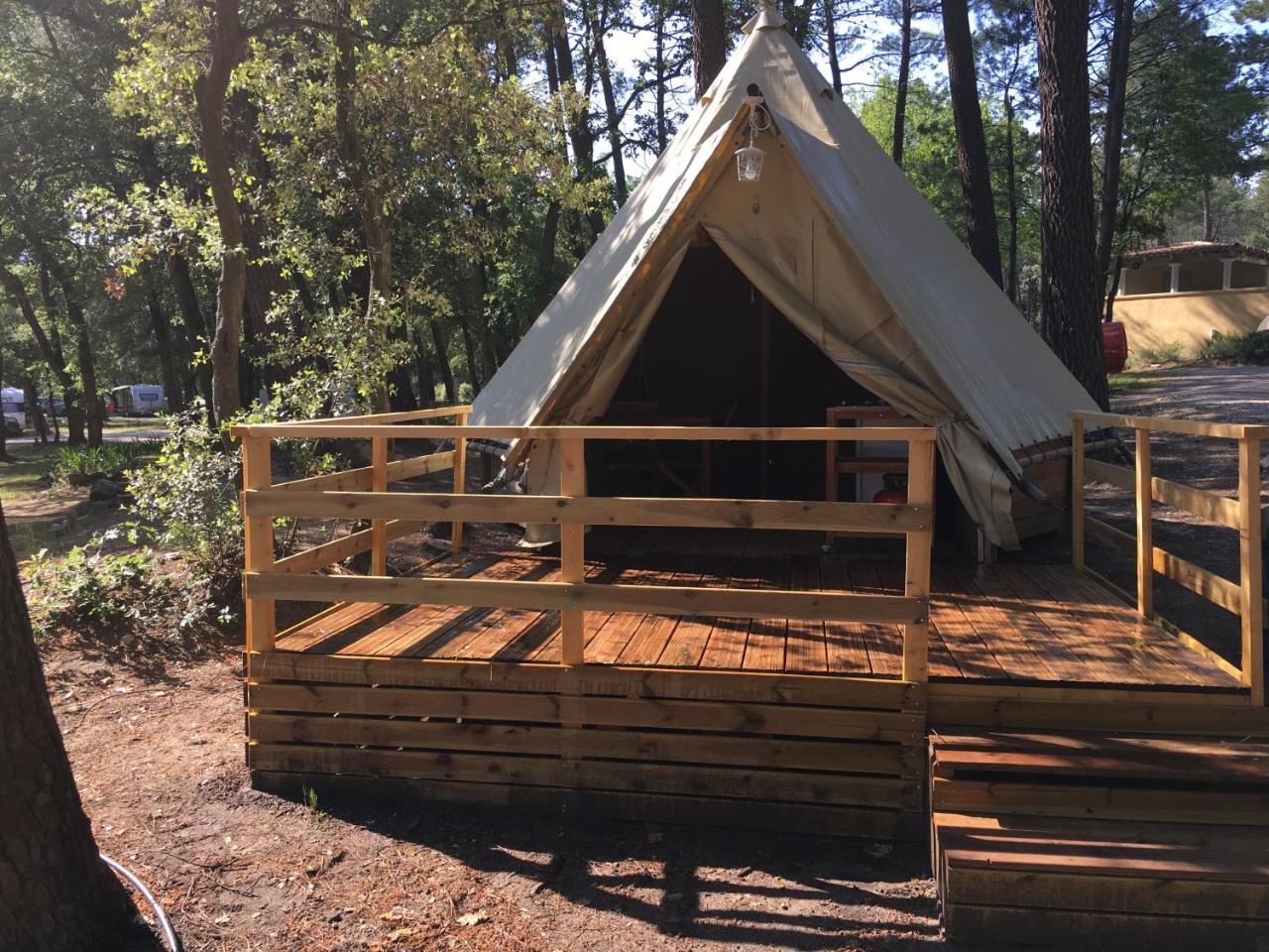 Camping La Simioune En Provence Bollène Kültér fotó